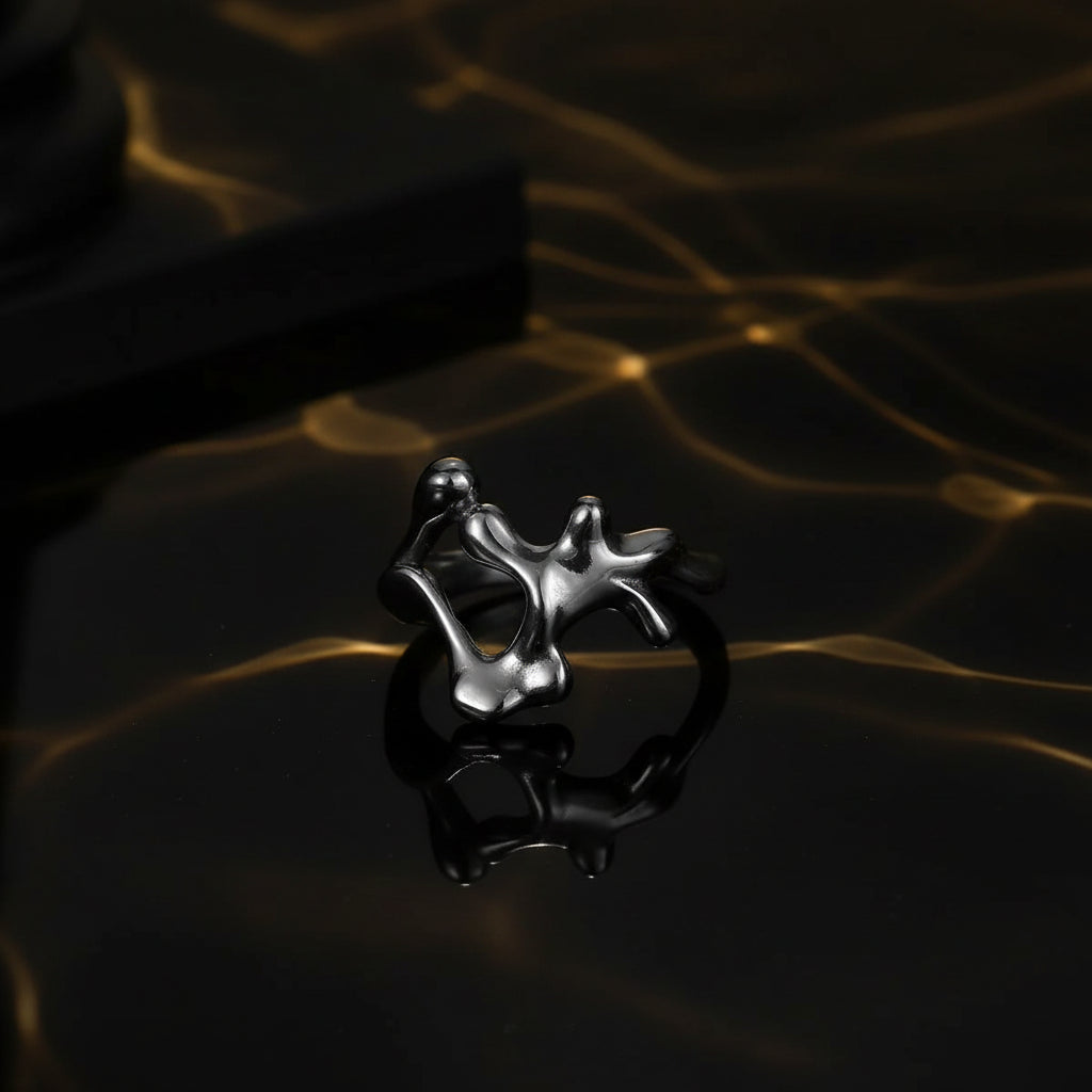 Hollow Liquid Ring